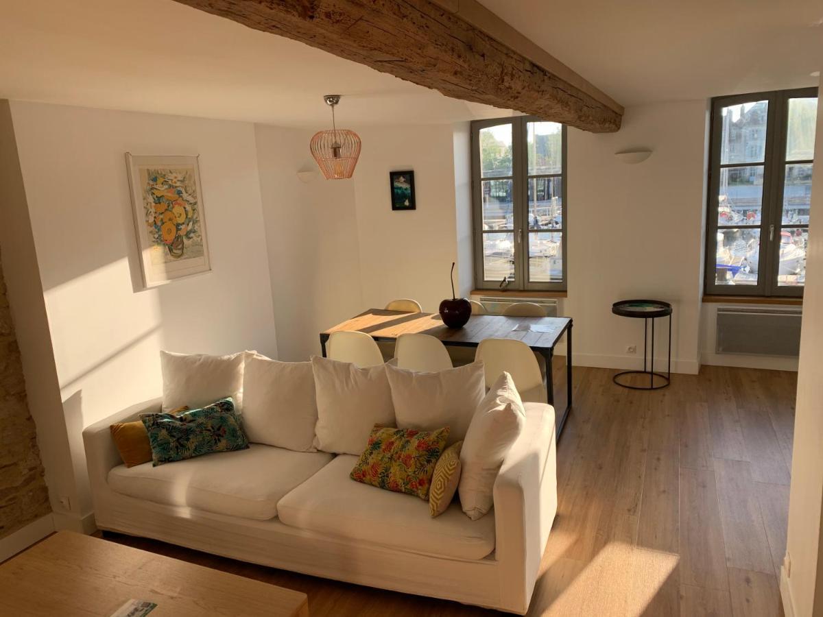 Appartement D'Architecte Vue Port 瓦讷 外观 照片